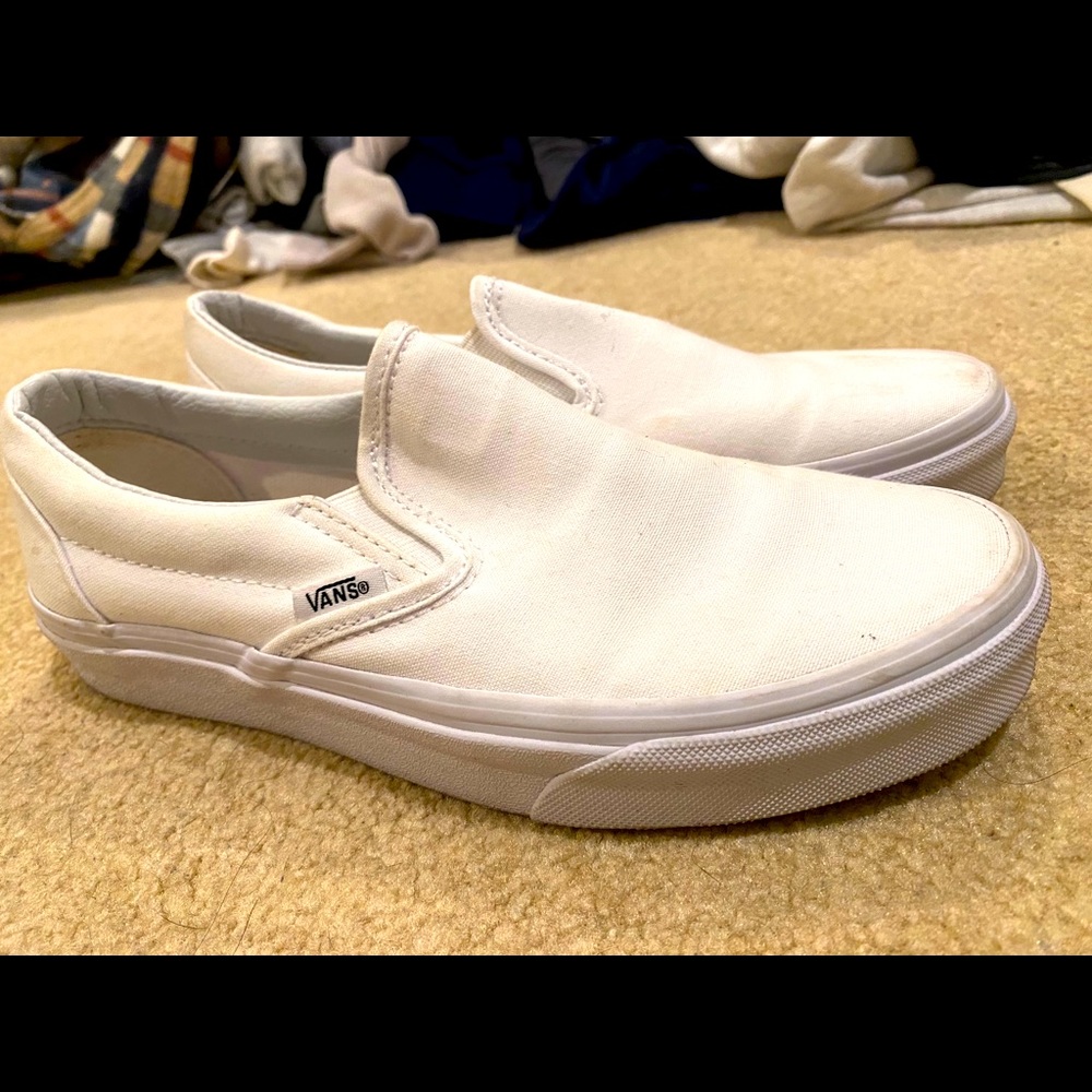 WHITE VANS